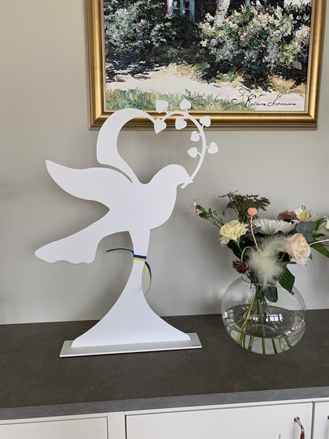 Peace dove for Ukraine 50 cm white